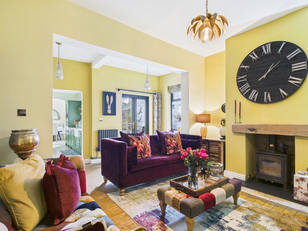 Property photo 2 of 25 4694054