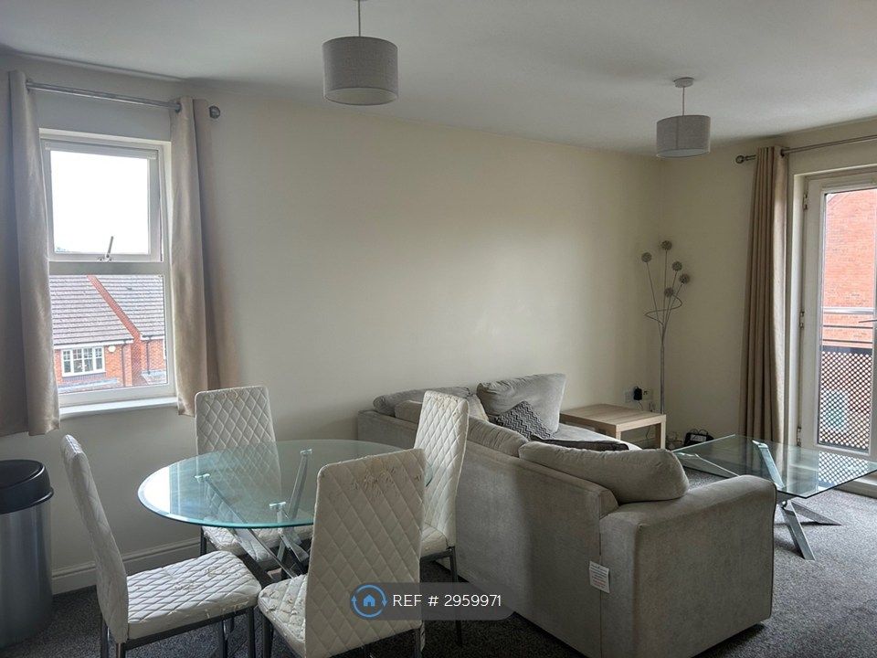 Property photo 2 of 12