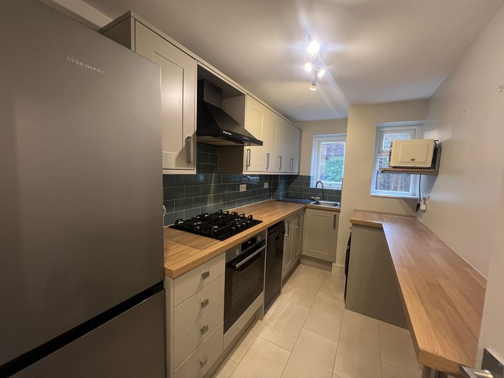 Property photo 3 of 9 Img_4897