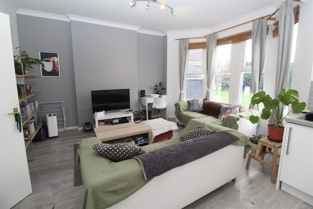 Property photo 3 of 14 Img_1834.Jpg