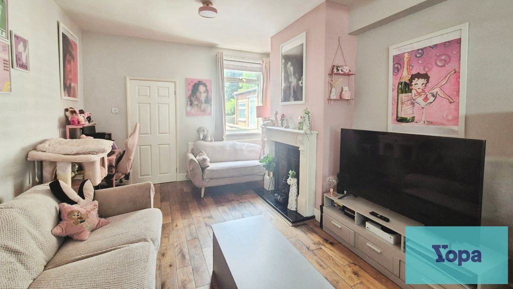 Property photo 3 of 16 4Da42192-1000125244
