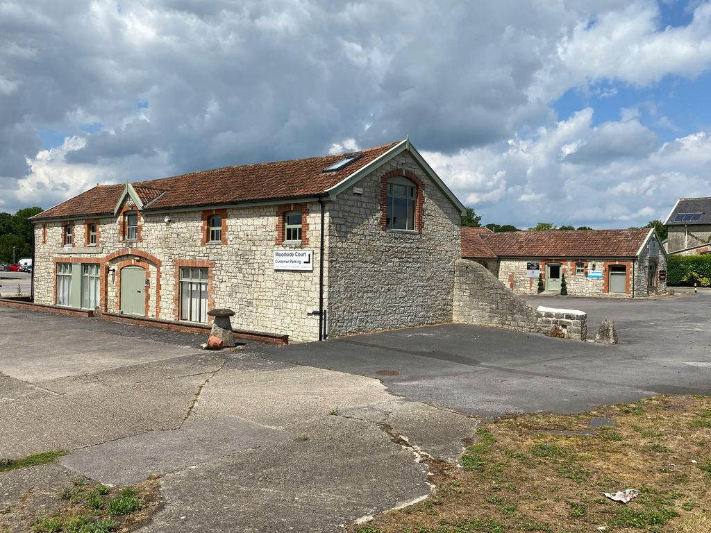 Property photo 3 of 8 Img_0318.Jpg