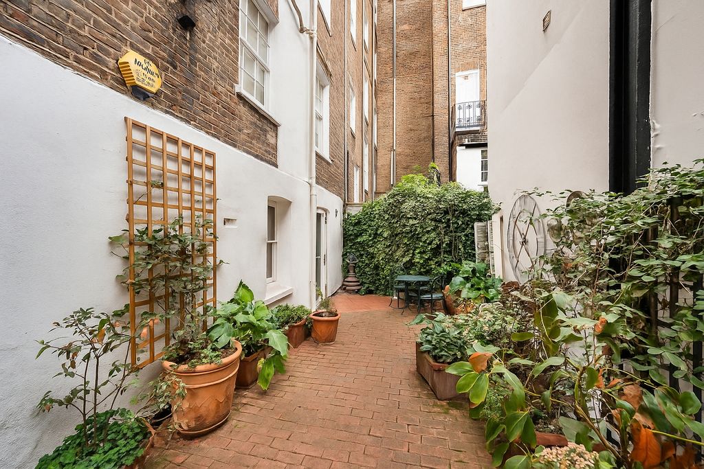 Property photo 3 of 12 Picture No. 17