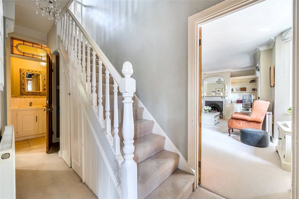 Property photo 2 of 28 Picture No. 67