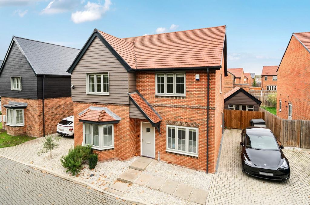 Property photo 1 of 45