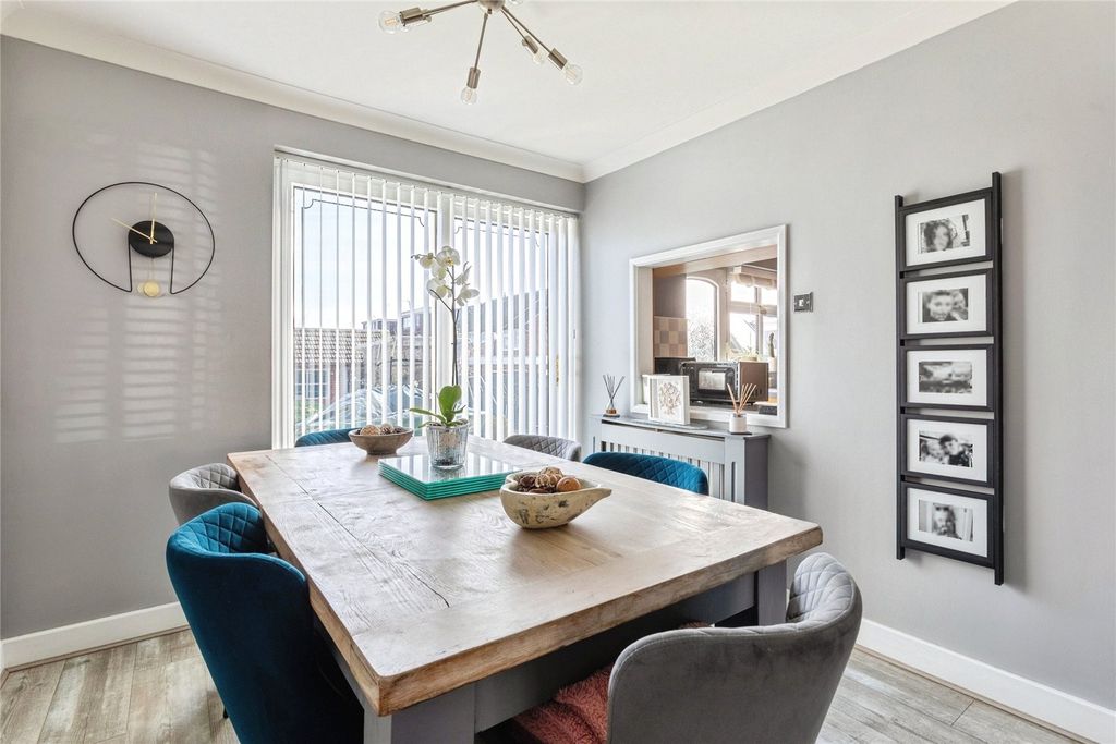 Property photo 3 of 23 Picture No. 06