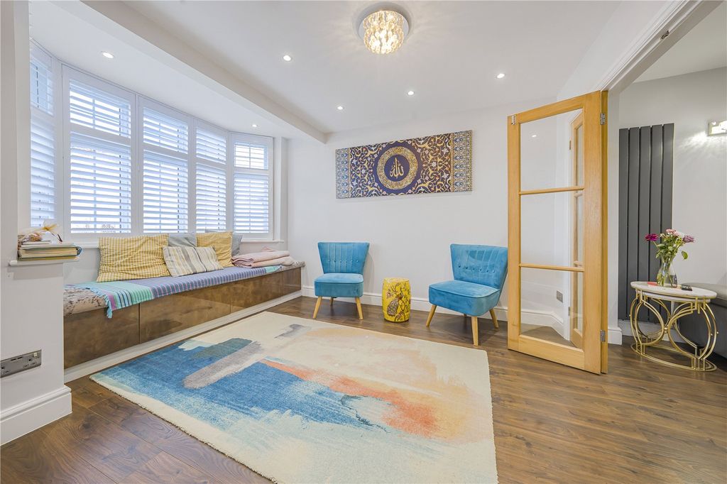 Property photo 2 of 15 Reception Room