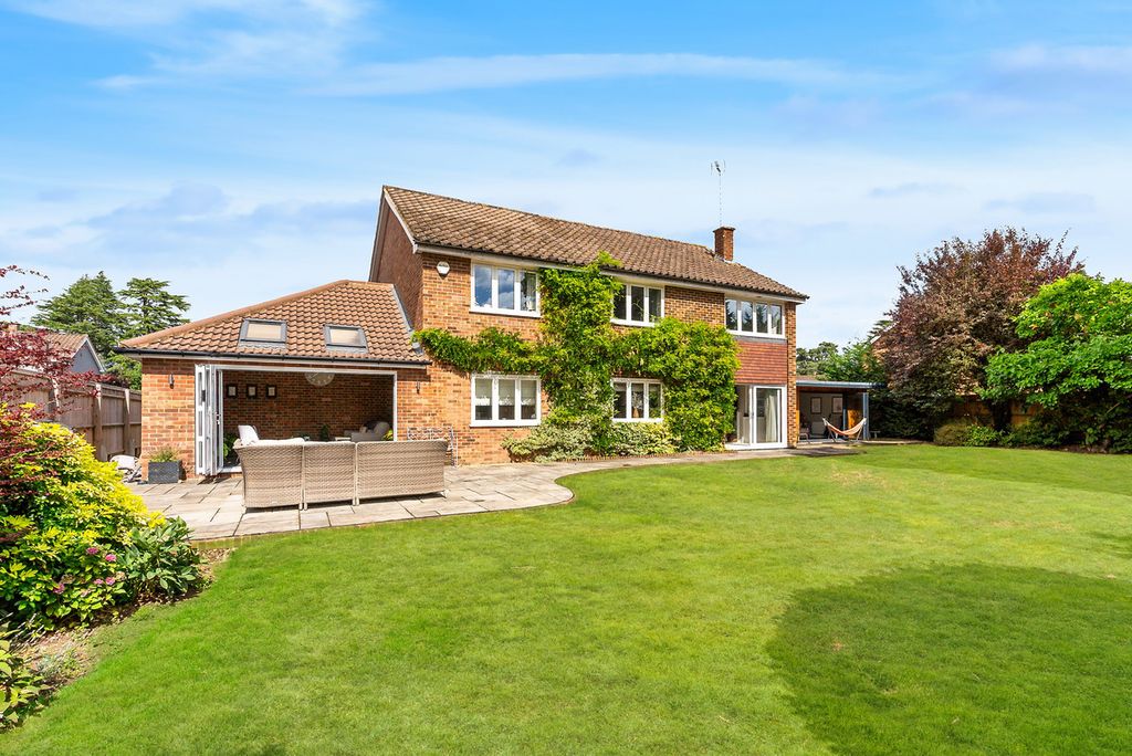 Property photo 3 of 40