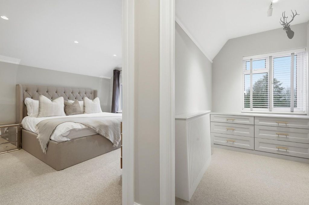 Additional image 19 of 5 bed detached house for saleBury Road, Epping CM16