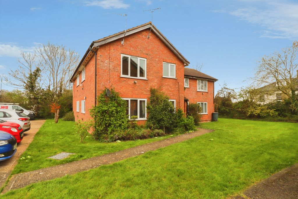 Property photo 1 of 18