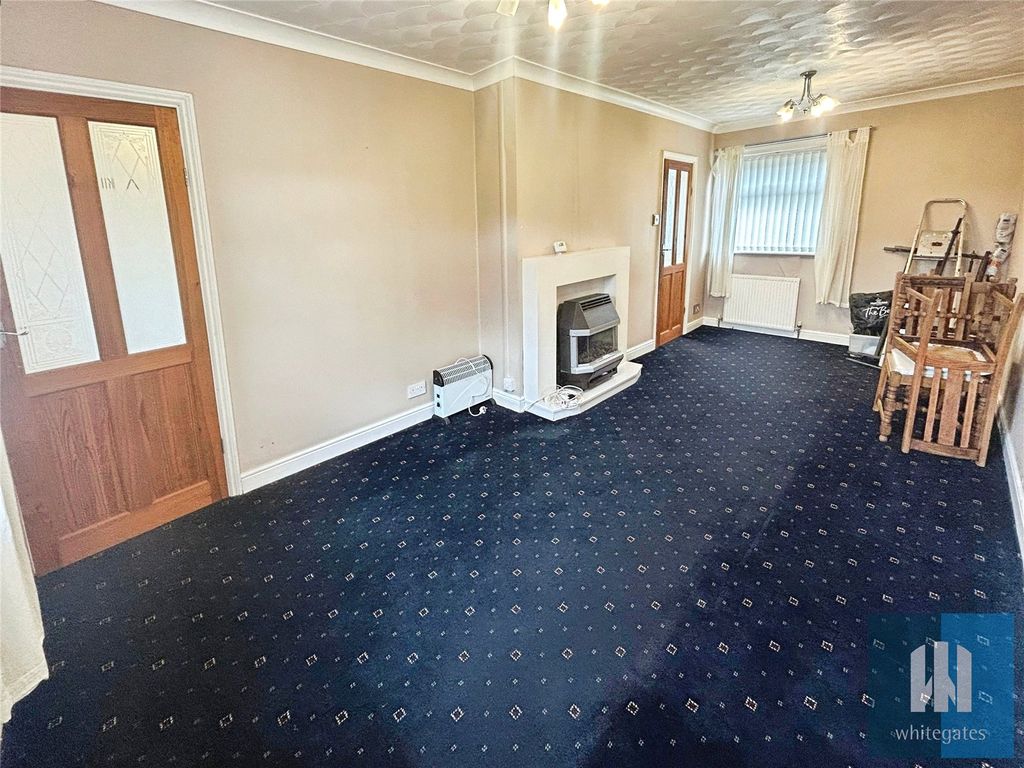 Property photo 3 of 12 Picture No. 14