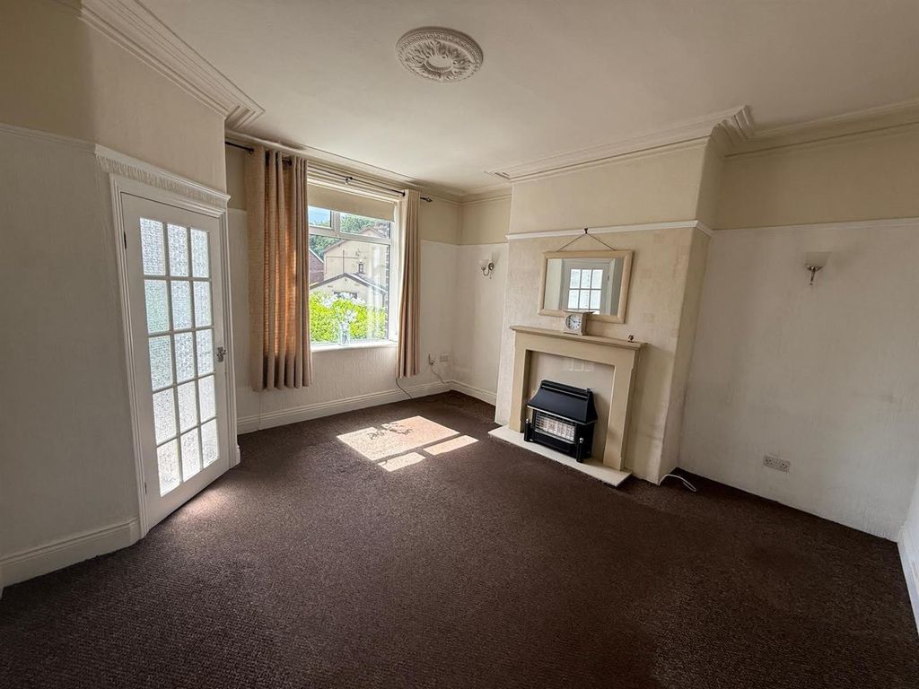 Property photo 2 of 9 Living Room