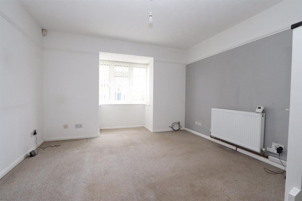 Property photo 2 of 9 Img_2556.Jpg