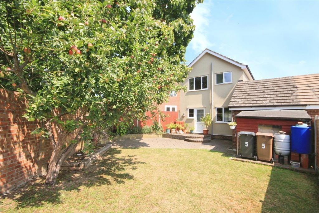 Property photo 3 of 10 Picture No. 04