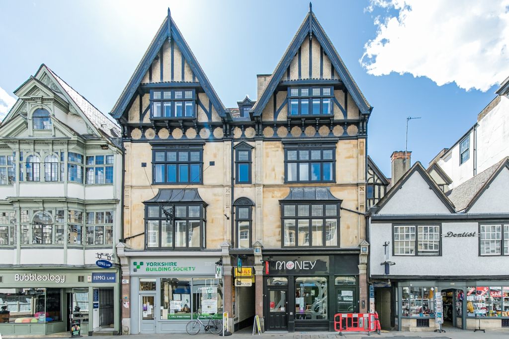Property photo 2 of 9 160204