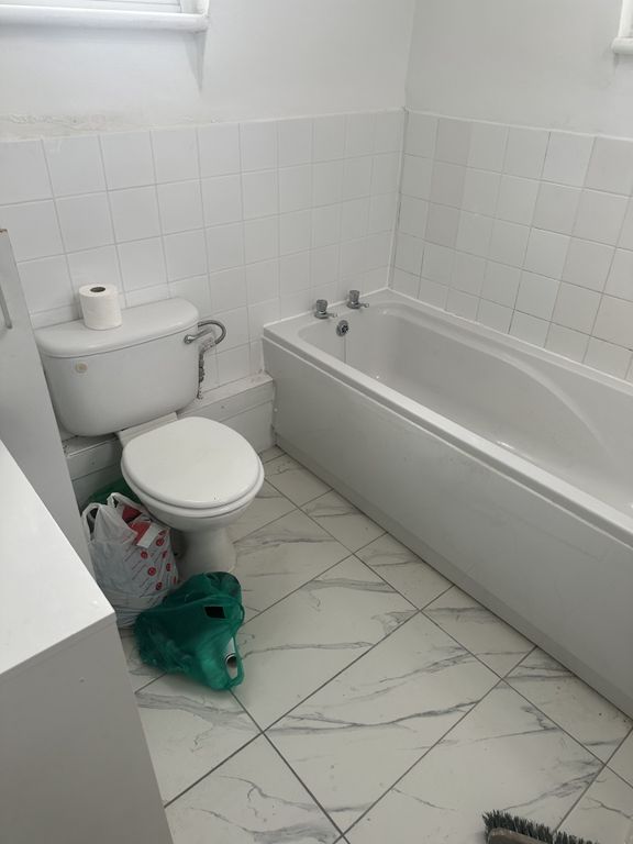Property photo 2 of 3