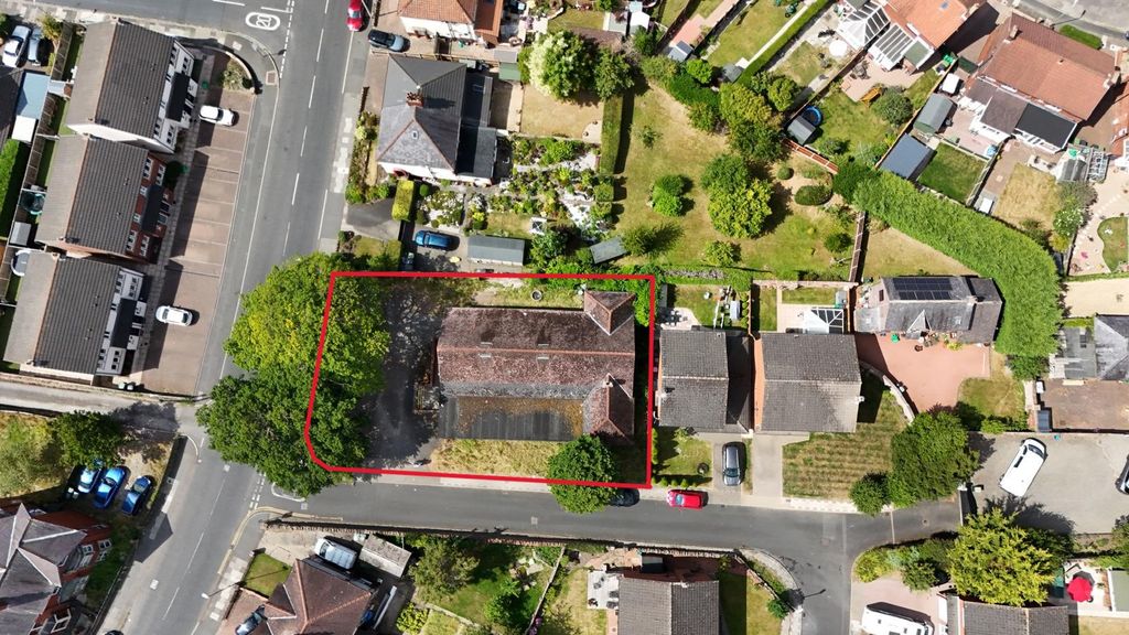 Property photo 1 of 4