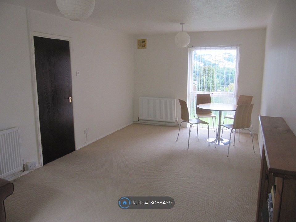 Property photo 3 of 7 Lounge/Diner