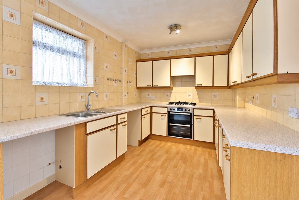 Property photo 3 of 24