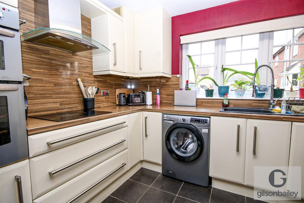 Property photo 3 of 19 14-Img_2574.Jpg