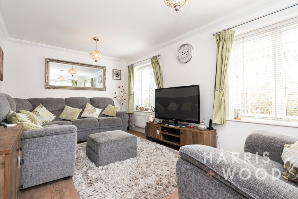 Property photo 3 of 31 4483453