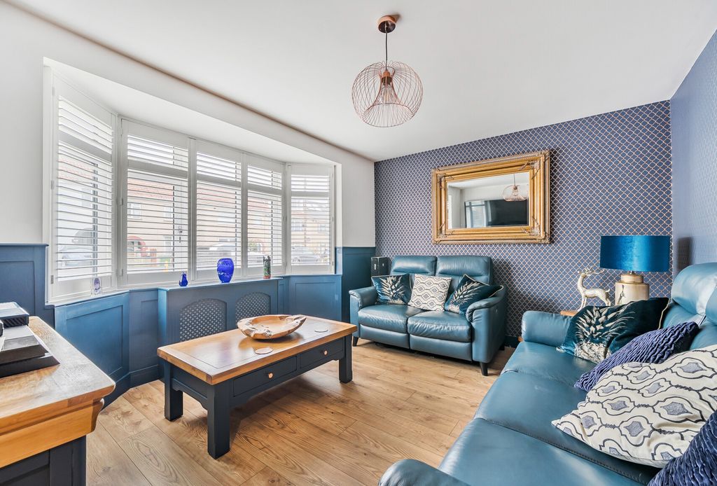 Property photo 3 of 15 Picture 3