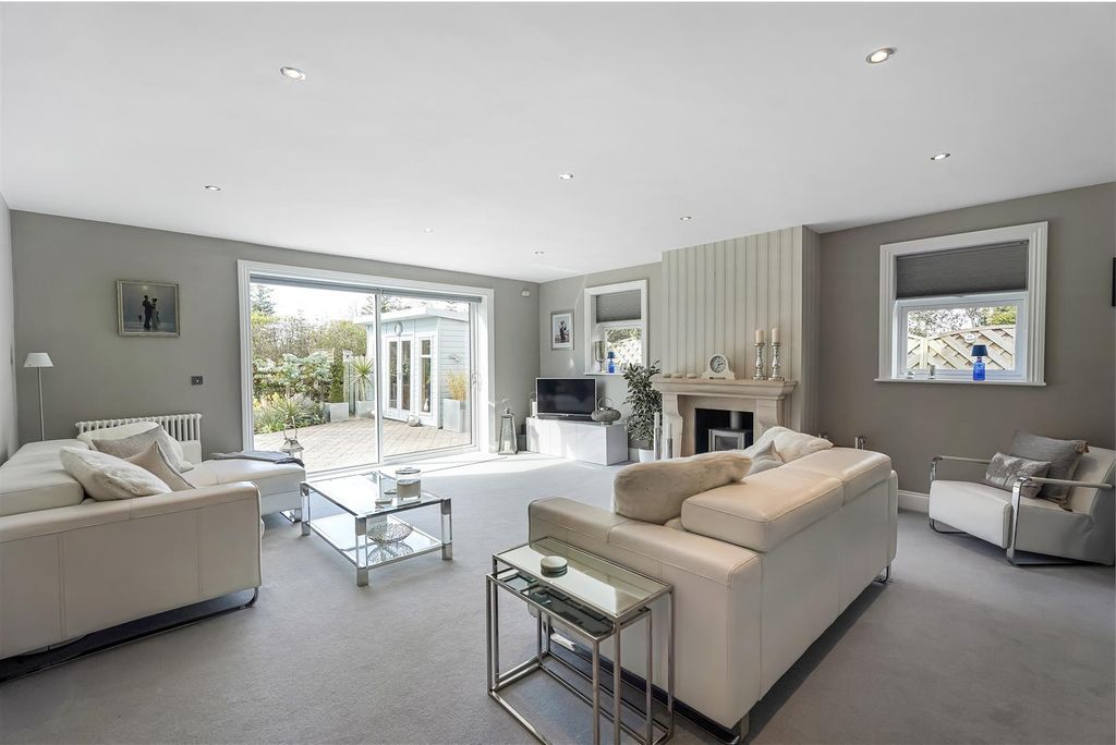 Property photo 2 of 43 Dsc04052.Jpg