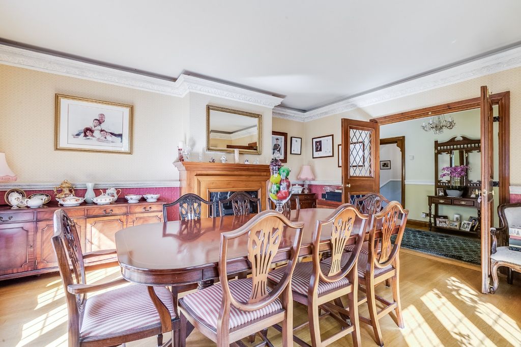 Additional image 12 of 6 bed detached house for saleMoormead Hill House, Offley Road, Hitchin SG5