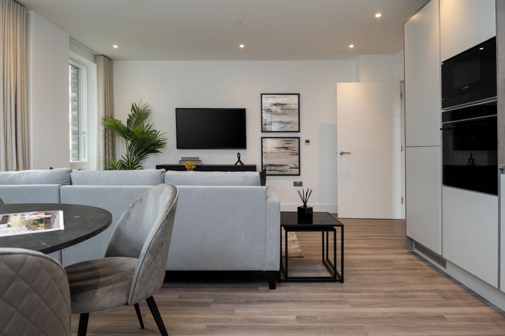 Property photo 2 of 7