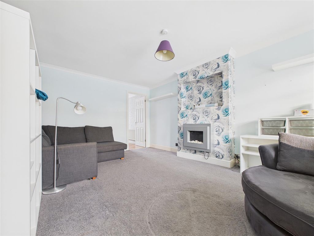 Property photo 2 of 36 Cam01407G0-Pr0044-Still001.Jpg