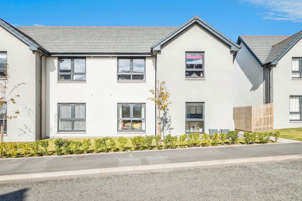 Property photo 1 of 12 The Property