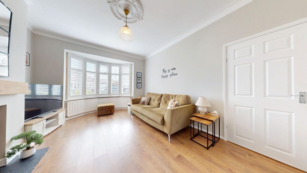 Property photo 2 of 34 5083421