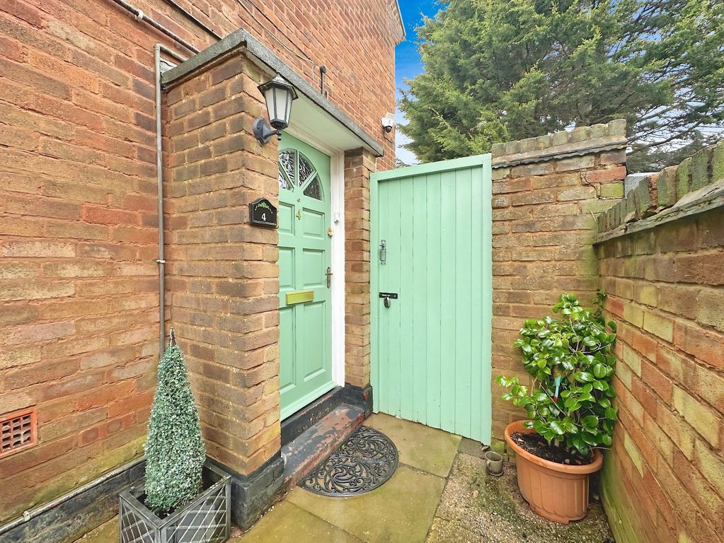 Property photo 3 of 11