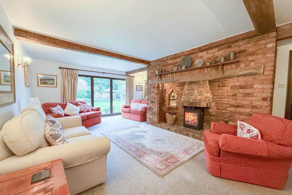 Property photo 3 of 24 Sitting Room