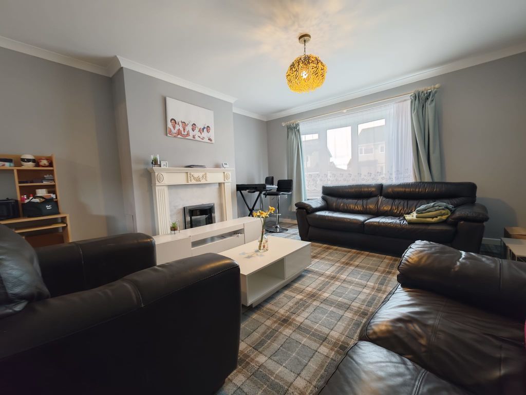 Property photo 2 of 15 Photo 2