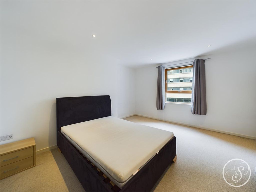 Property photo 2 of 9 Cam02158G0-Pr0134-Still007.Jpg