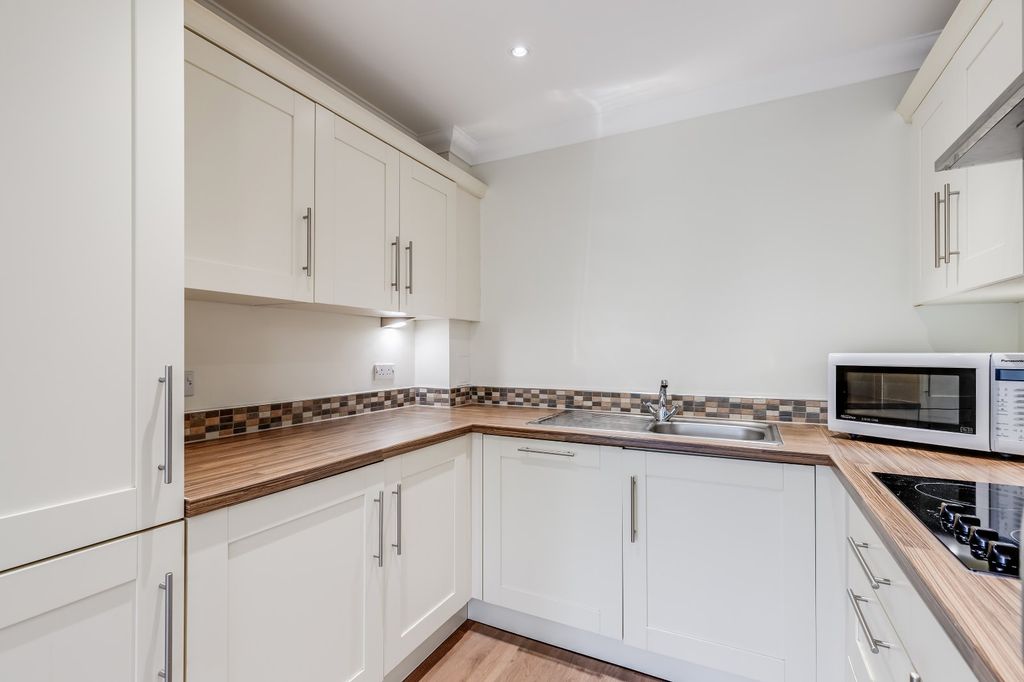 Property photo 3 of 18 Picture 3