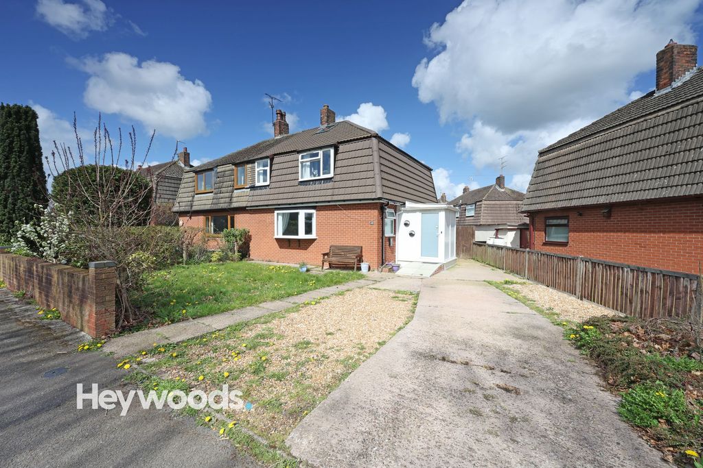 Property photo 1 of 27