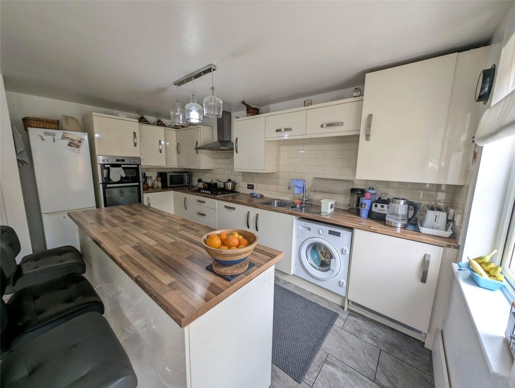 Property photo 3 of 16 Picture No. 31