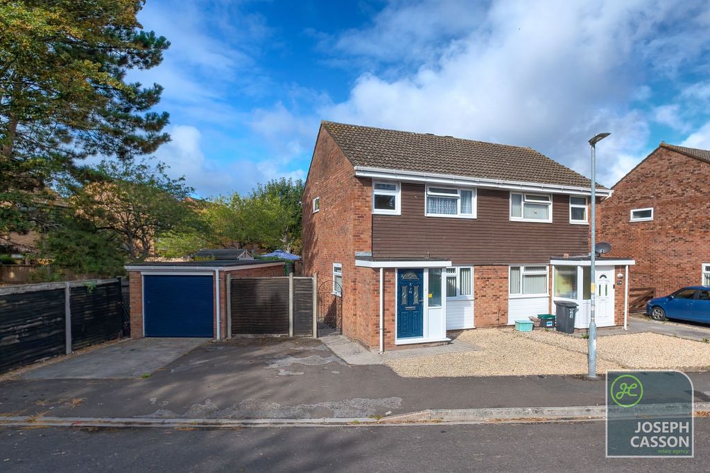 Property photo 1 of 16