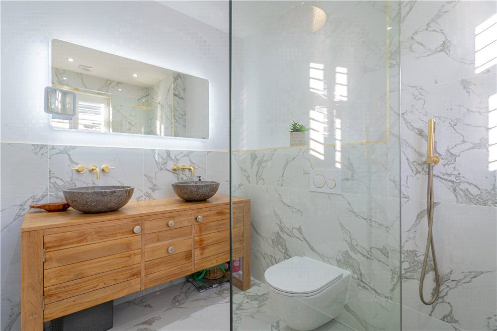 Additional image 11 of 4 bed flat for sale14 Chaddesley Glen, Canford Cliffs, Poole BH13