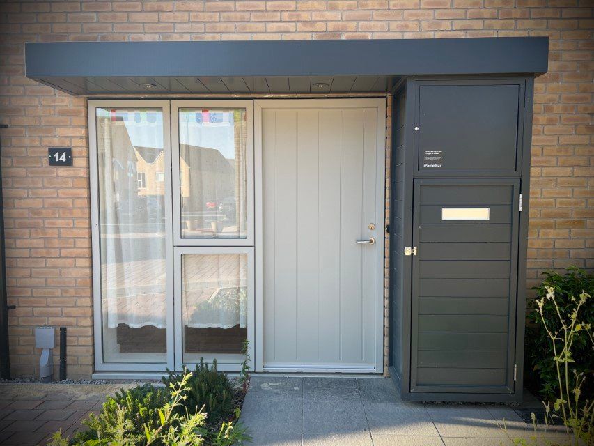 Property photo 2 of 17