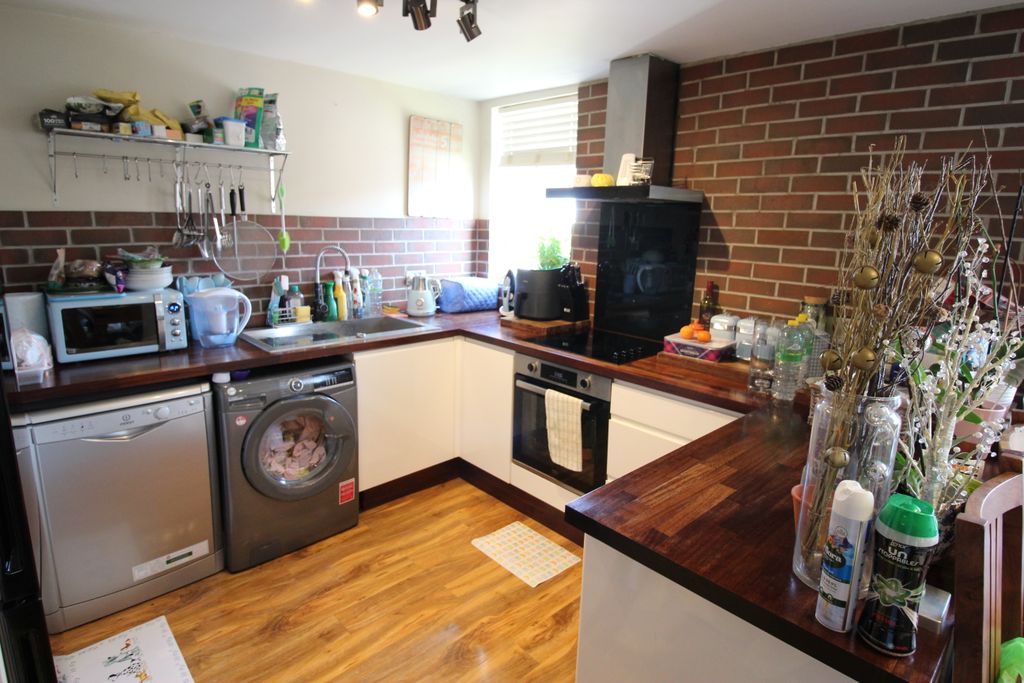 Property photo 2 of 8 Img_2691.Jpg