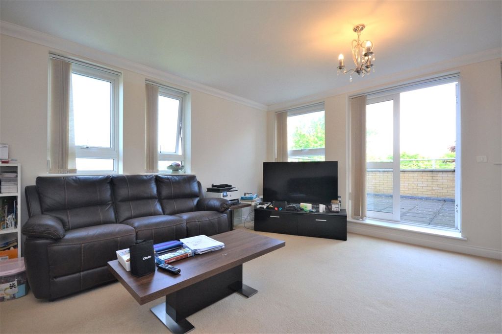 Property photo 2 of 9 Picture No. 05