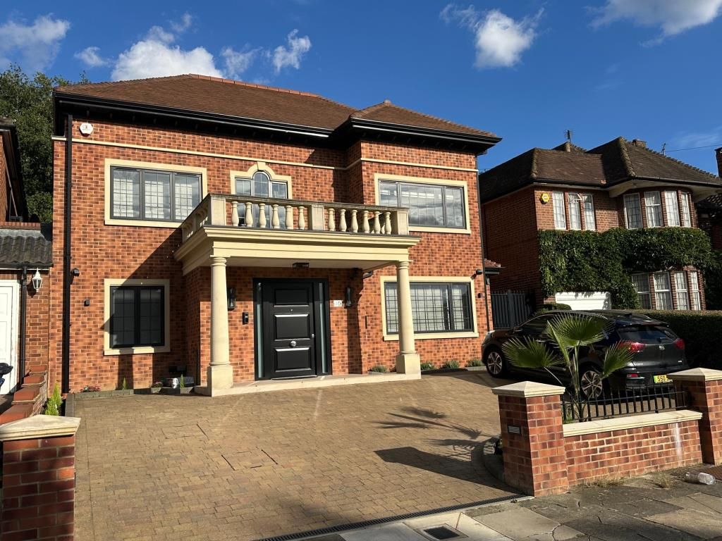 Property photo 1 of 22 External View