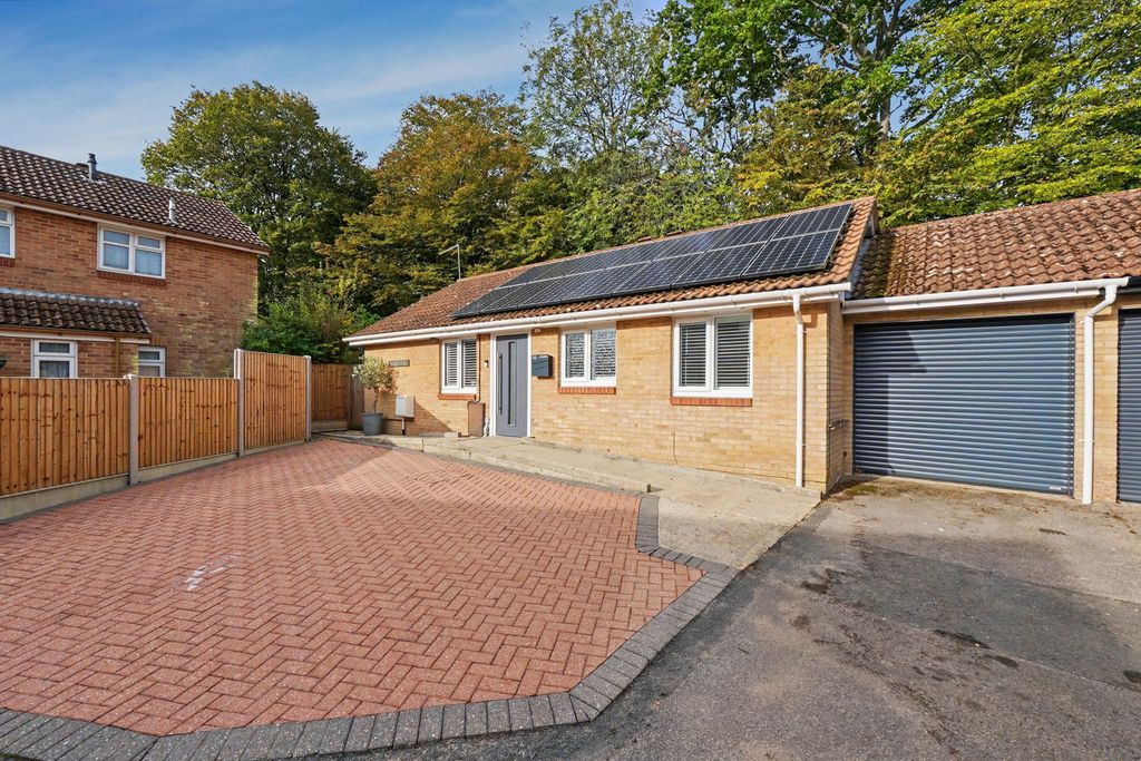 Property photo 1 of 47