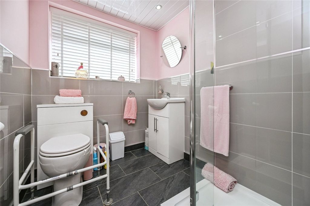 Property photo 3 of 14 Picture No. 05