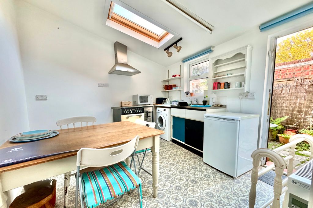 Property photo 3 of 12