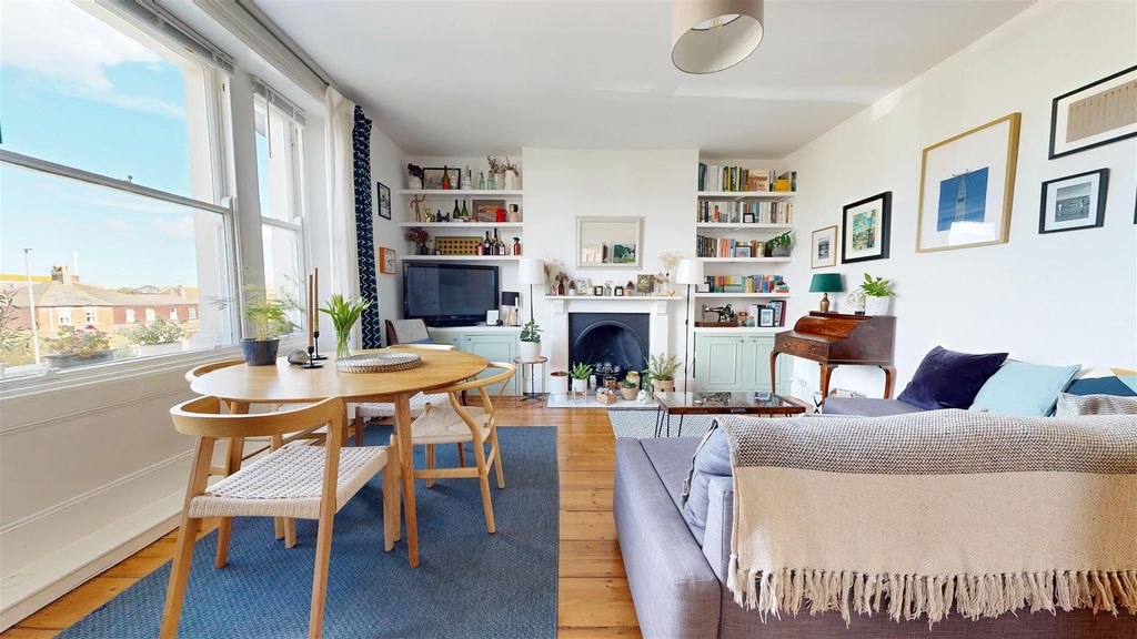 Property photo 2 of 13 Flat-3-63-Dorch-Rd-04142026_091047.Jpg