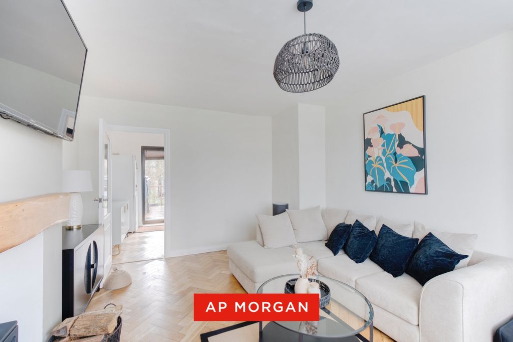 Property photo 2 of 23 Picture No. 22